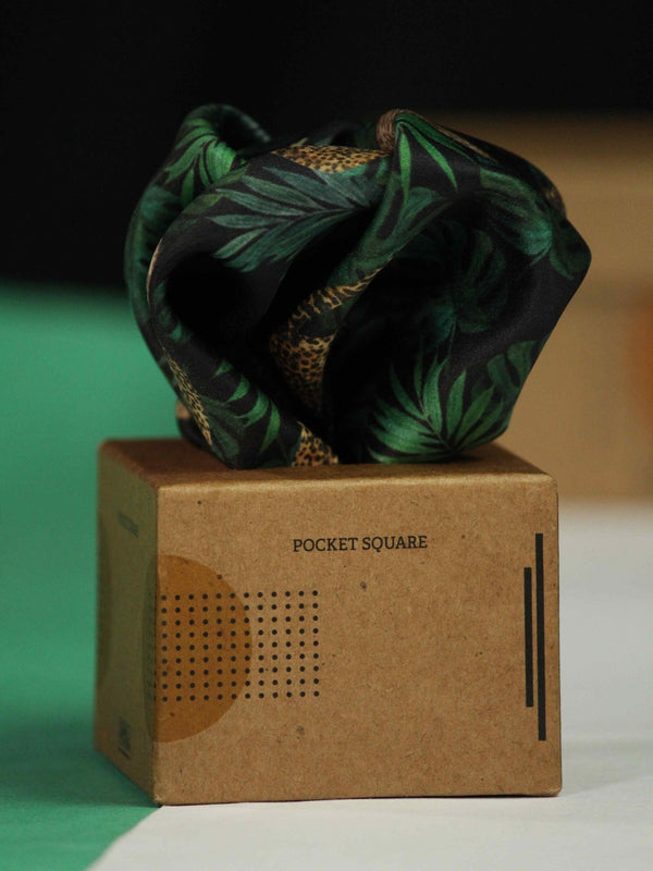 Black & Green Animal Pocket - TOSSIDO