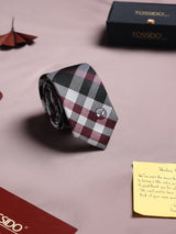 Black & Maroon Plaid Woven Silk Skinny Necktie - TOSSIDO