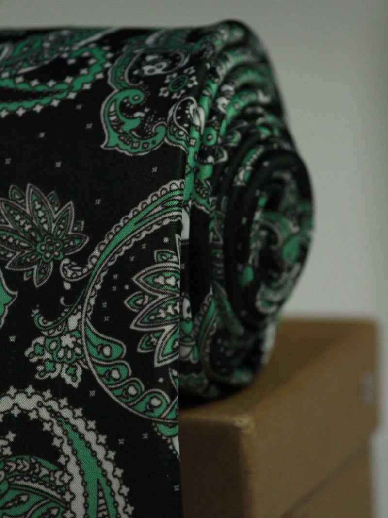 Black Paisley Printed Necktie - TOSSIDO