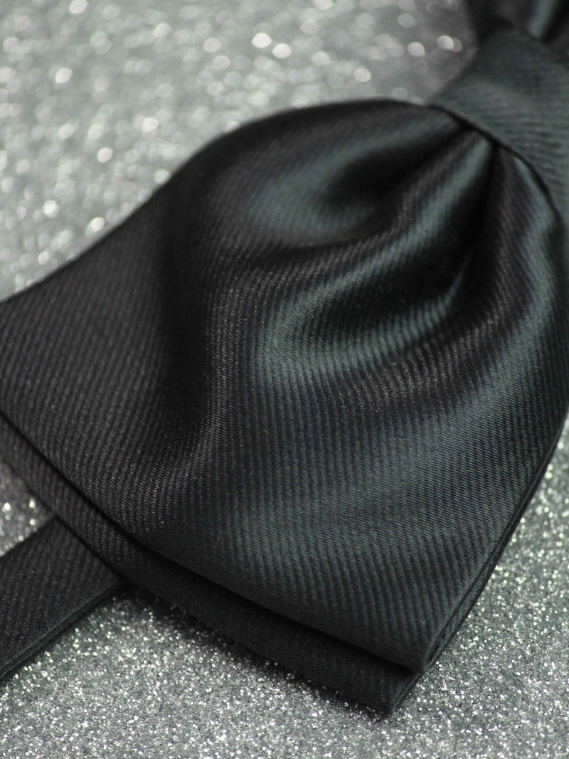 Black Solid Bowtie & Pocket Square Set - TOSSIDO