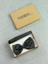 Black Solid Bowtie & Pocket Square Set - TOSSIDO