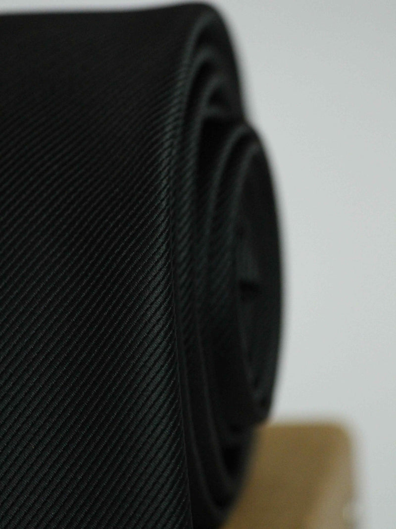 Black Solid Necktie - TOSSIDO