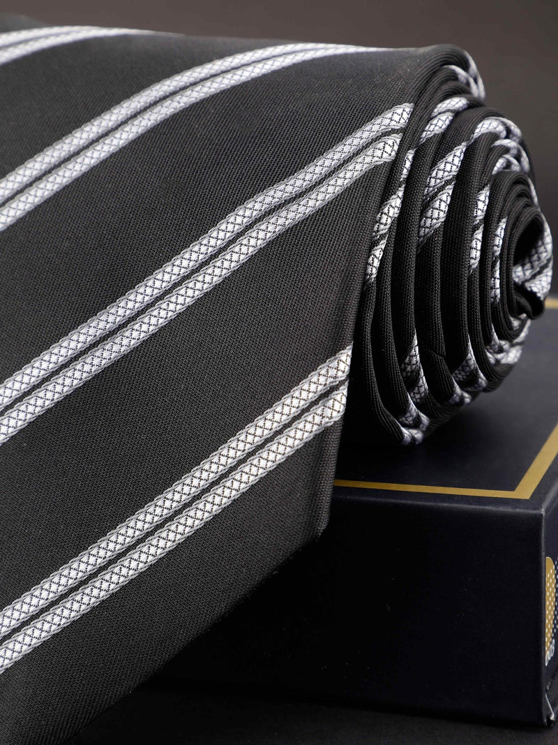 Black Striped Broad Necktie - TOSSIDO