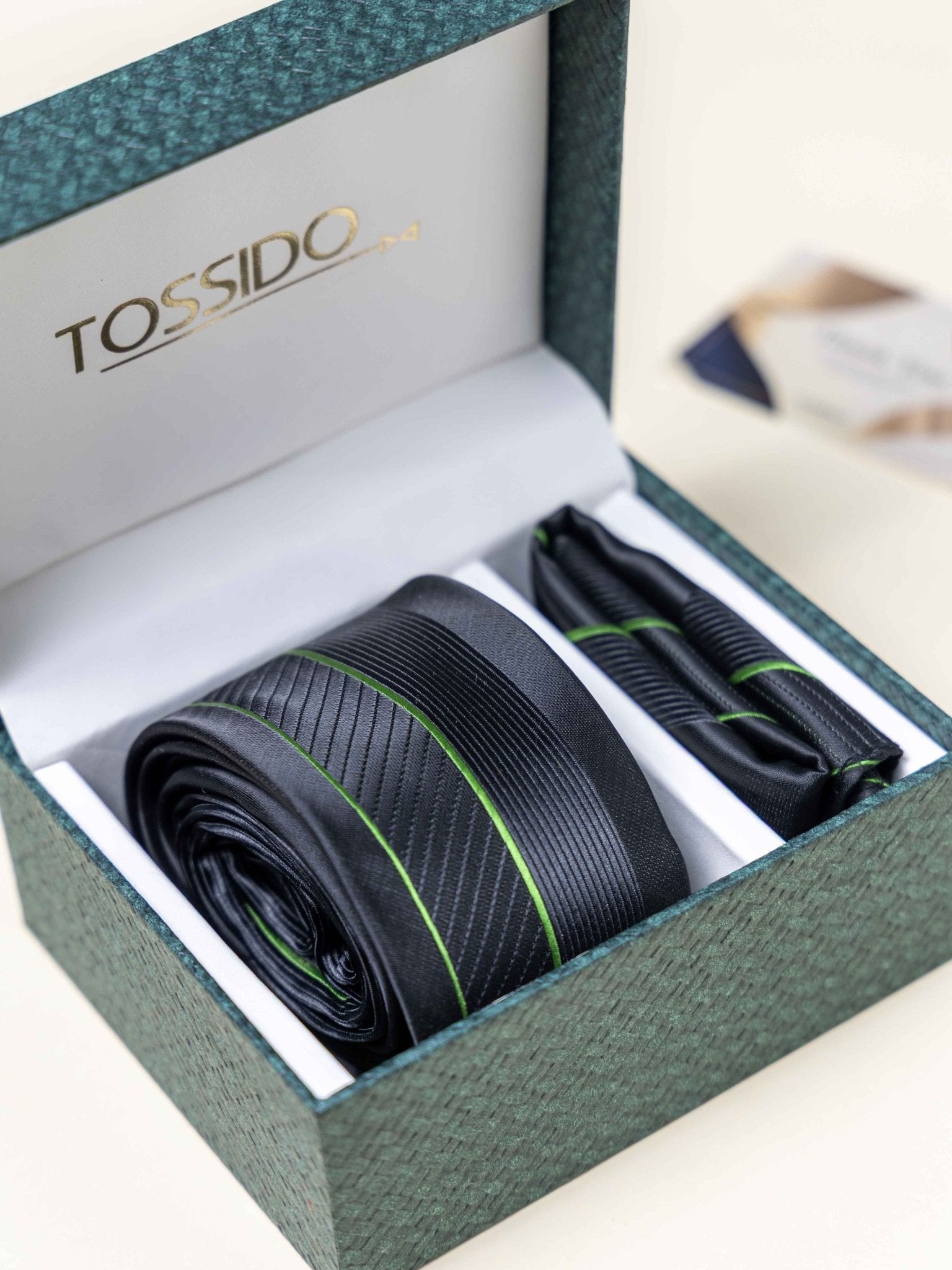 Black Stripes Necktie Gift-set