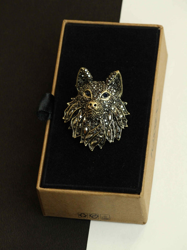 Black Wolf Brooch - TOSSIDO