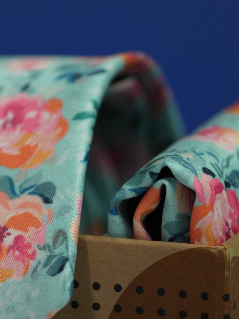 Blue Floral Printed Necktie and Pocket Square Set - TOSSIDO