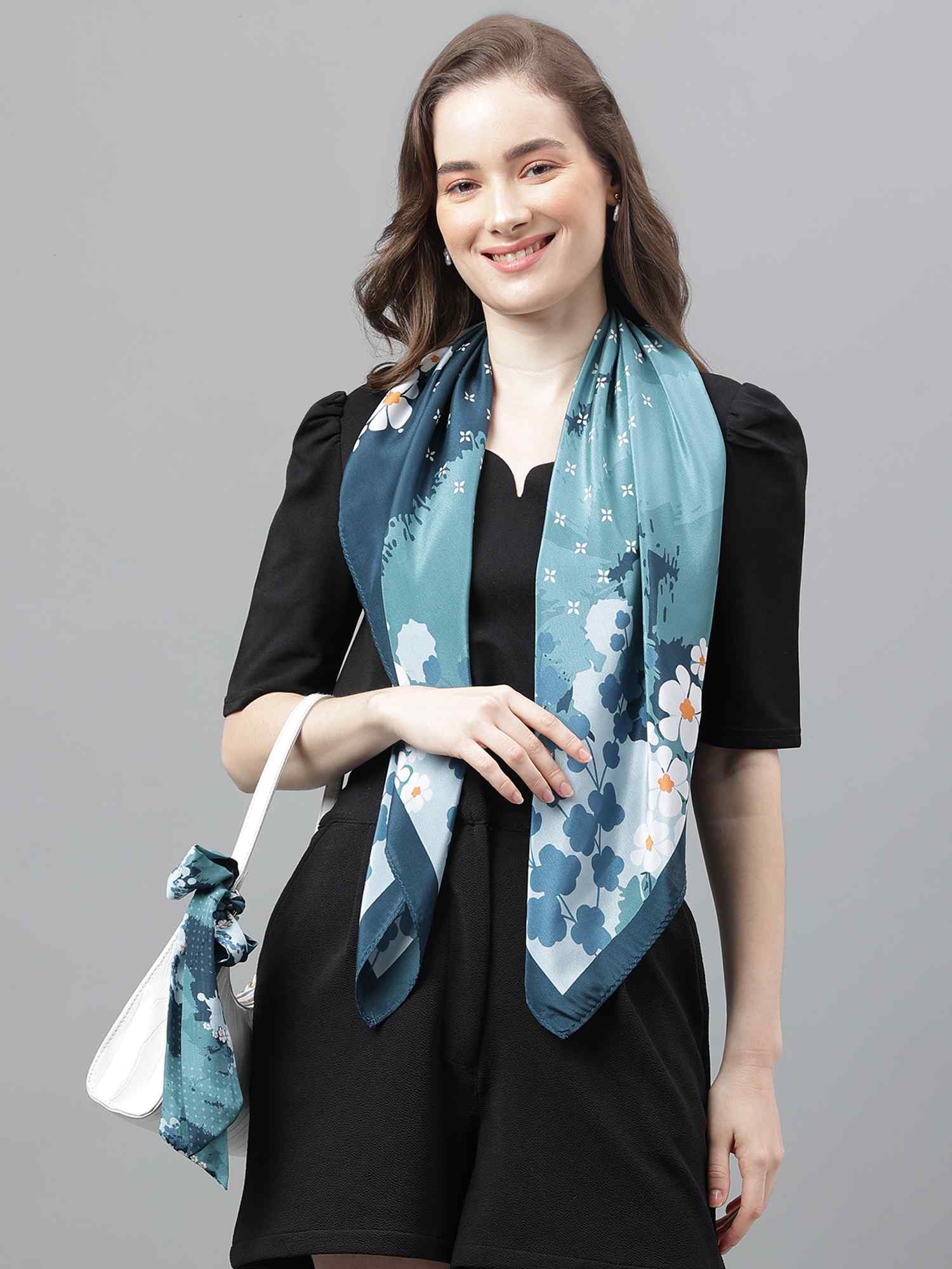 Blue Floral Scarf & Scarf Bag Set