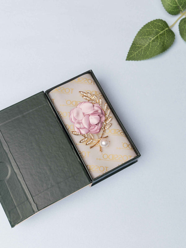 Blush Petal Pearl Brooch - TOSSIDO