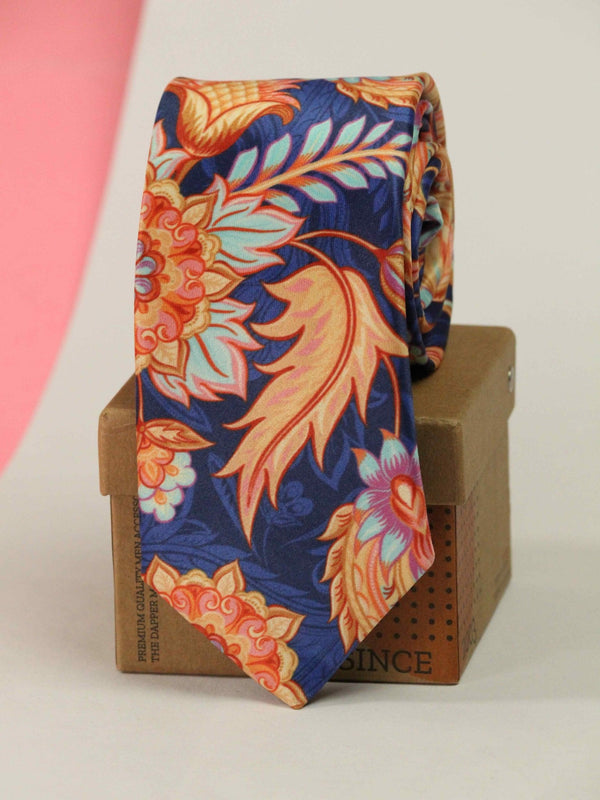 Brigitte Necktie - TOSSIDO