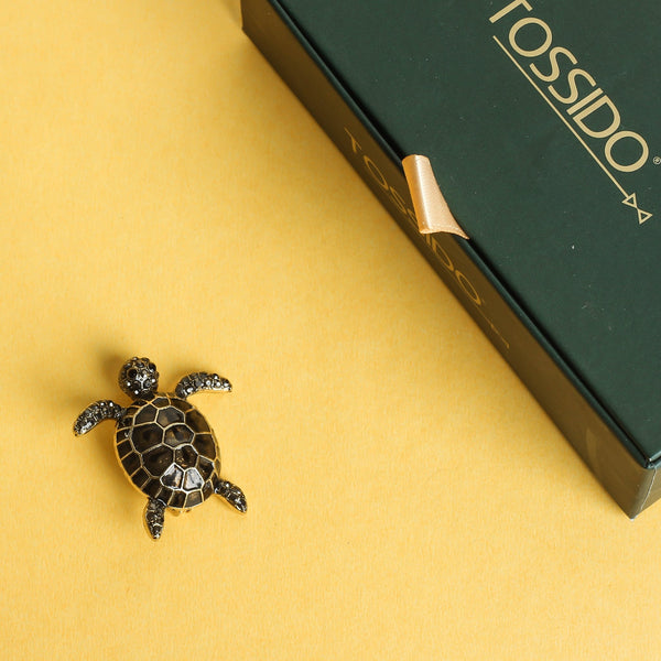 Brown Turtle Brooch - TOSSIDO