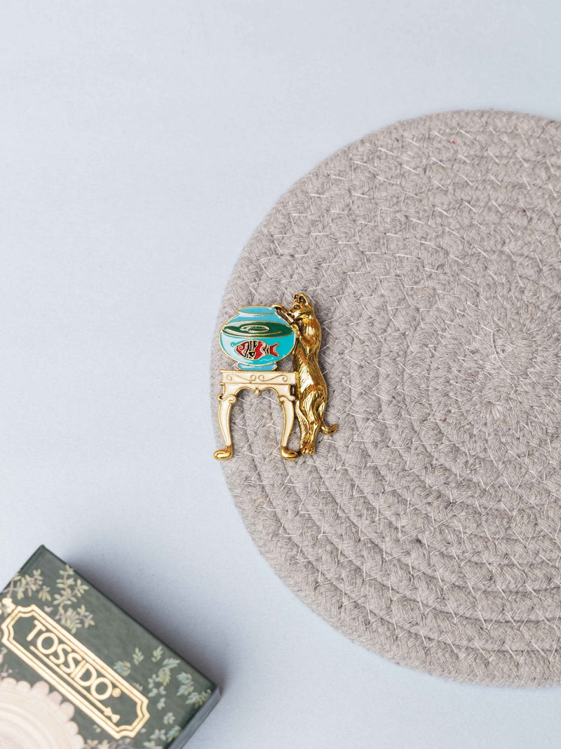 Curious Cat Fishbowl Brooch - TOSSIDO