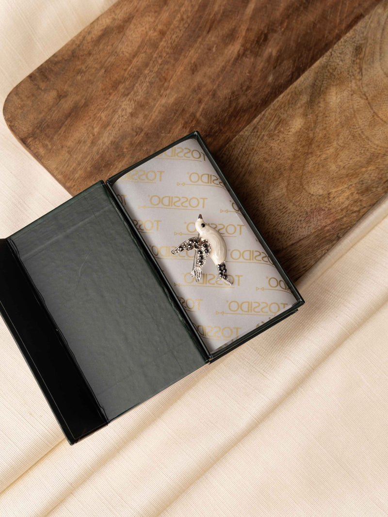 Dove of Elegance Brooch - TOSSIDO