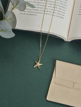 Gold Ridged Starfish Pendant Necklace - TOSSIDO