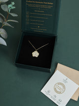 Gold Paw Print Pendant Necklace - TOSSIDO