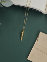 Gold Spiral Shell Pendant Necklace - TOSSIDO