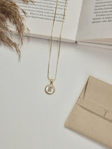 Gold Initial E Pendant Necklace - TOSSIDO