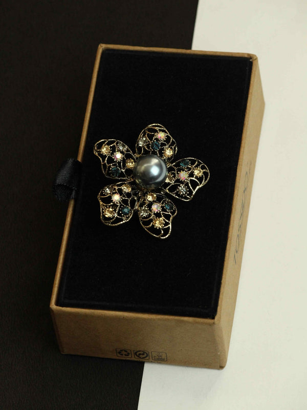 Flax Flower Brooch - TOSSIDO