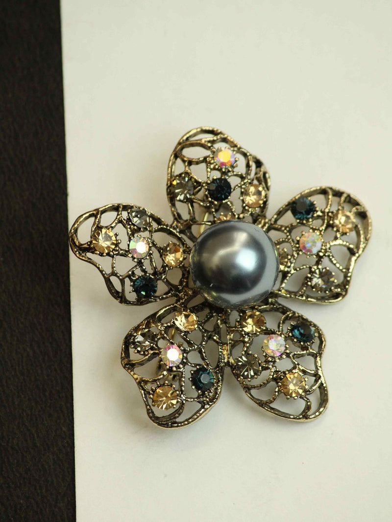 Flax Flower Brooch - TOSSIDO