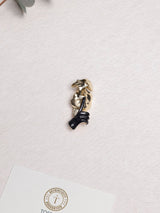 Gold & Black Hush Face Brooch - TOSSIDO