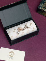 Gold Crystal Leopard Pearl Brooch - TOSSIDO
