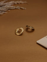 Gold Hammered Circle Stud Earrings - TOSSIDO