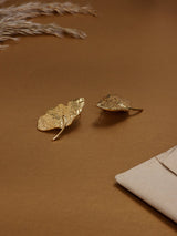 Gold Hammered Ginkgo Leaf Earrings - TOSSIDO