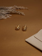 Gold Lattice Oval Stud Earrings - TOSSIDO