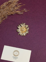 Gold Textured Daisy Brooch
