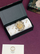 Gold Textured Daisy Brooch
