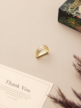 Golden Prism Double Row Crystal Necktie Ring