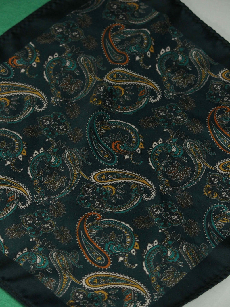 Green Paisley Pocket Square - TOSSIDO