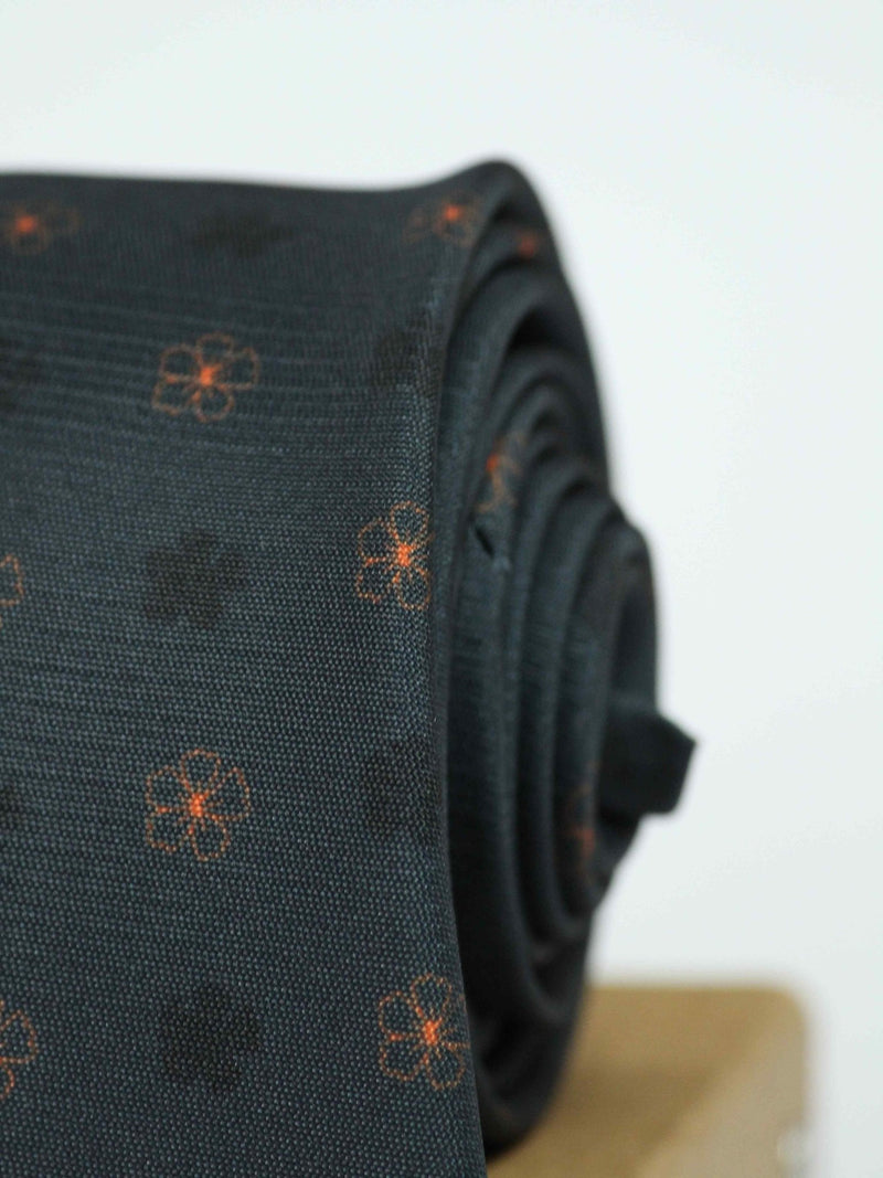 Grey Floral Necktie - TOSSIDO