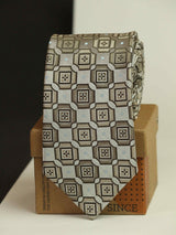 Grey geometric necktie in woven microfiber, flat lay