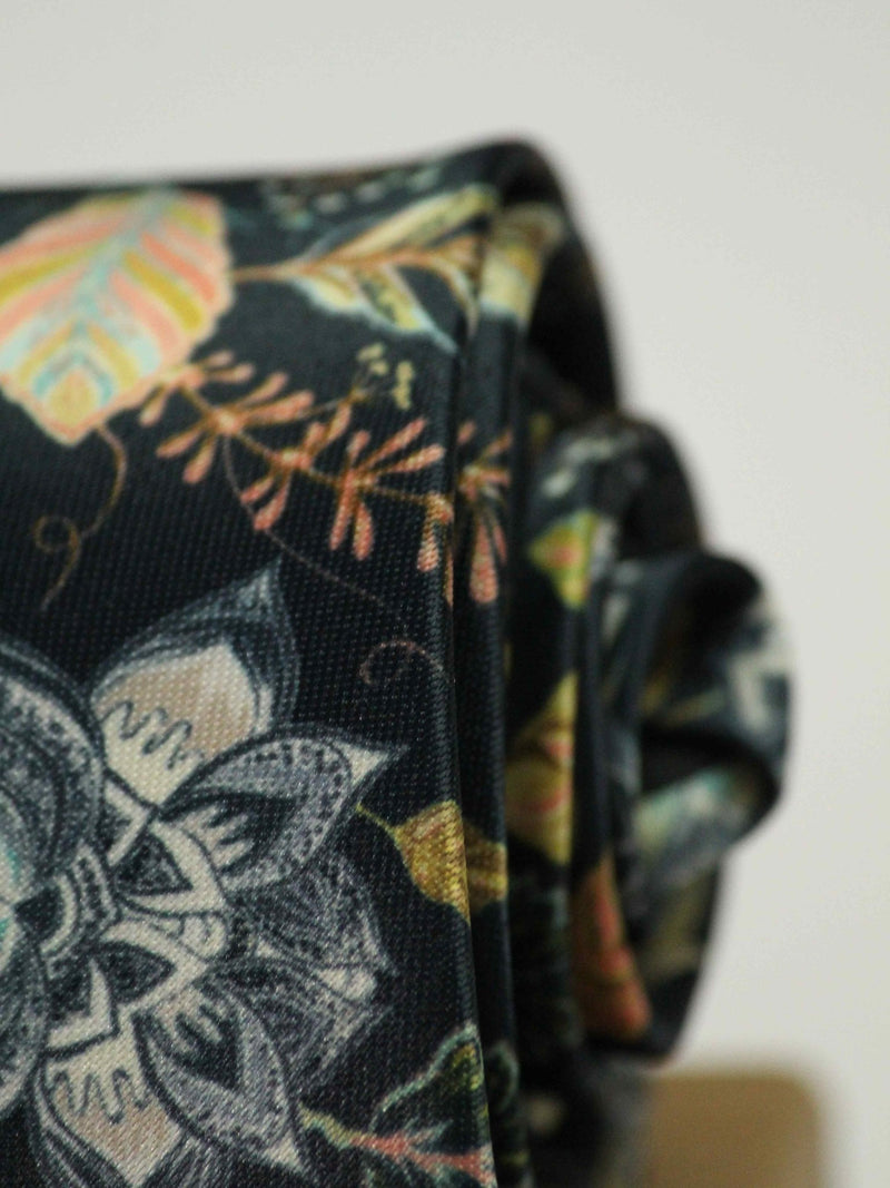 Ingrid Necktie - TOSSIDO