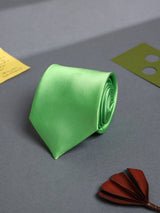 Light Green solid necktie in woven microfiber, close-up