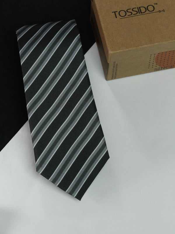 Line On Necktie - TOSSIDO