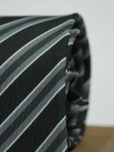 Line On Necktie - TOSSIDO