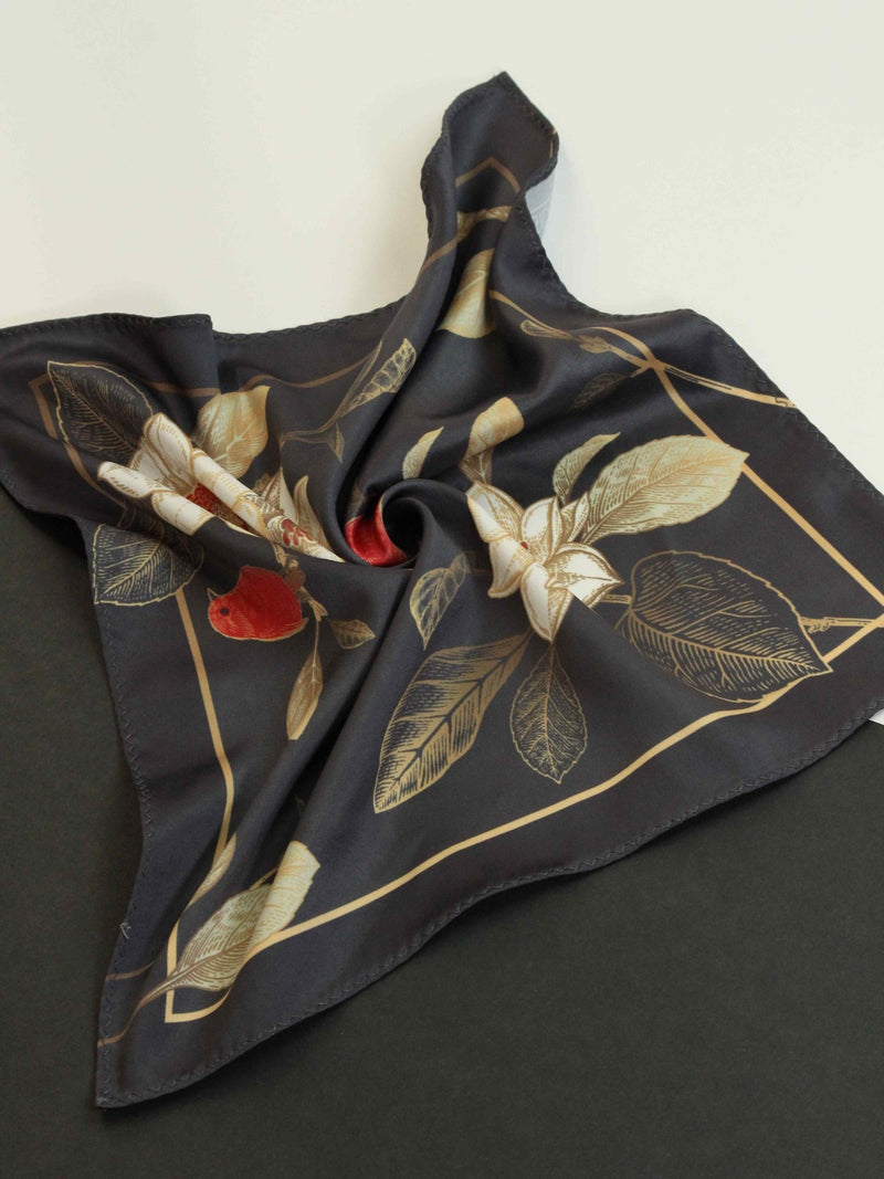Majestic Pocket Square - TOSSIDO