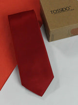 Maroon solid necktie in woven microfiber, flat lay