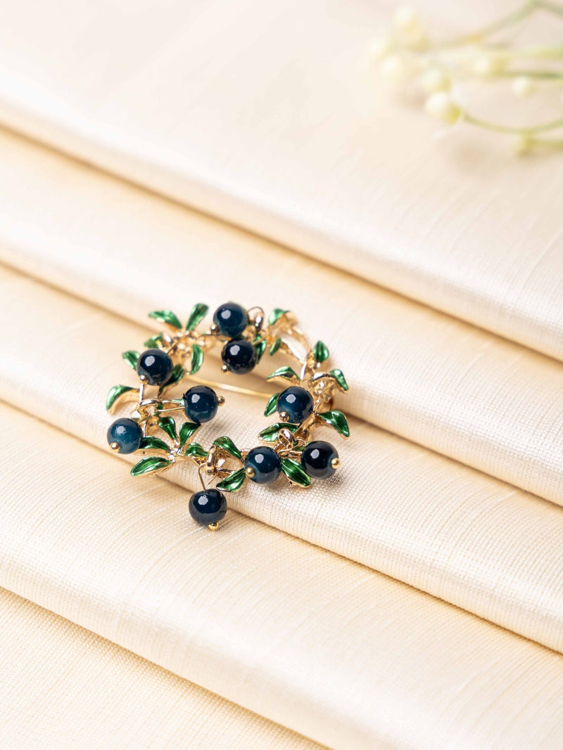Midnight Berry Wreath Brooch - TOSSIDO