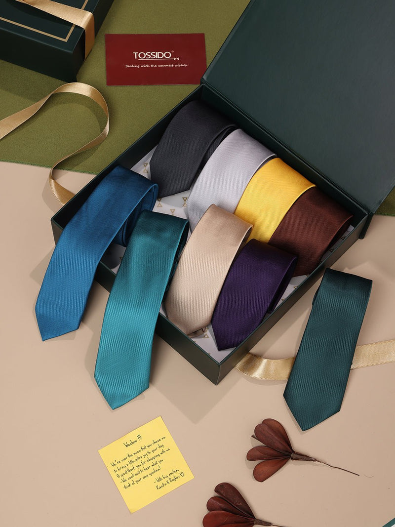Nine Shades of Elegance - TOSSIDO