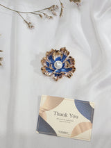 Pearl in Blue Flower Brooch - TOSSIDO