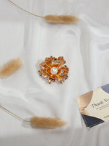 Pearl in Orange Flower Brooch - TOSSIDO