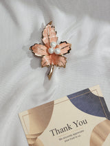 Pearl in Peach Flower Brooch - TOSSIDO