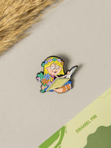 Phoebe Buffay Enamel Pin - TOSSIDO