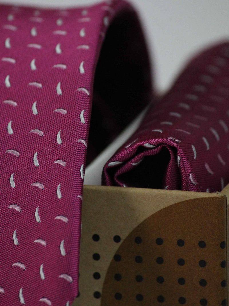 Pink Geometric Necktie & Pocket Square Giftset - TOSSIDO