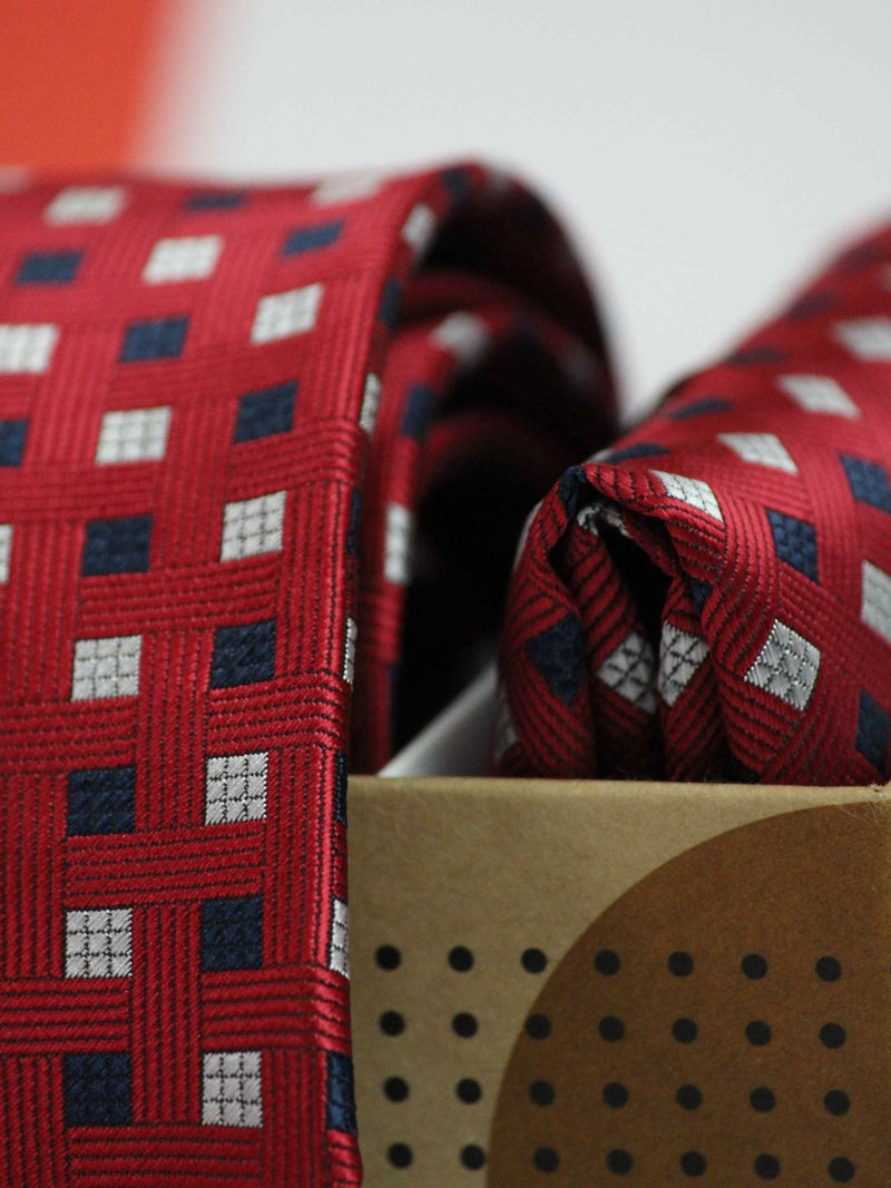 Red Geometric Necktie & Pocket Square Giftset - TOSSIDO