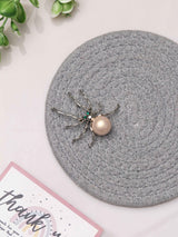 Regal Pearl Spider Brooch - TOSSIDO