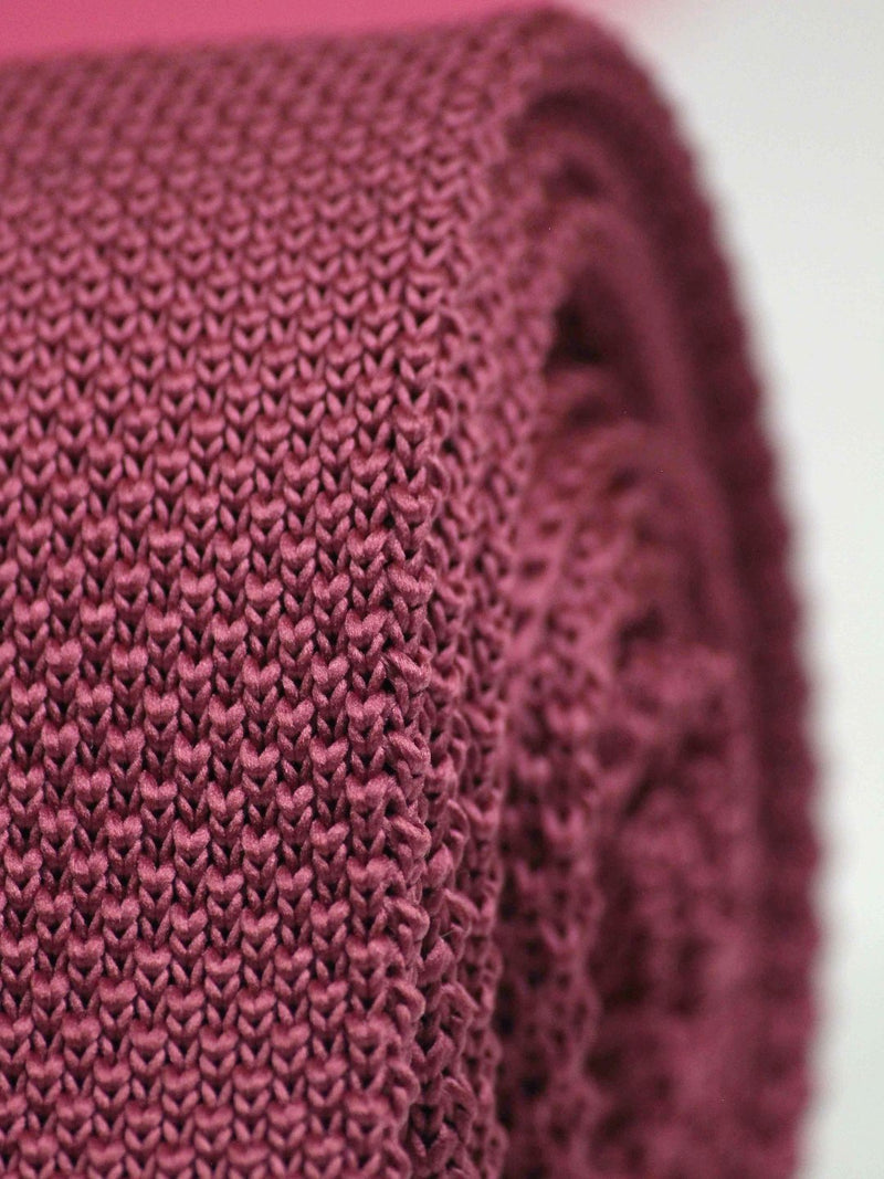 Rogue Pink Solid Knitted Necktie - TOSSIDO