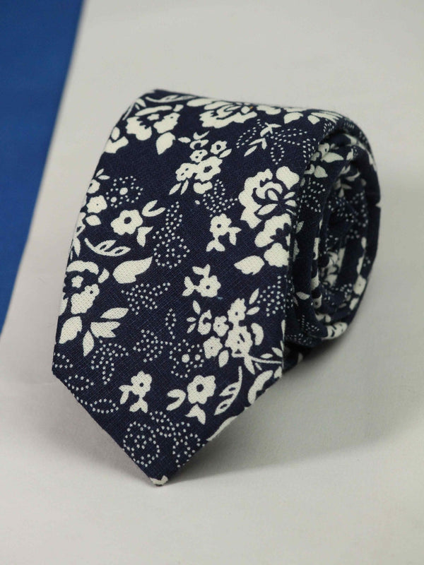 Rosealina Skinny Necktie - TOSSIDO